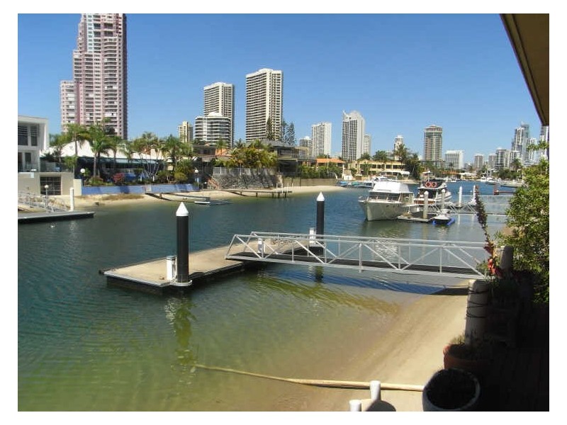 Paradise Waters QLD 4217