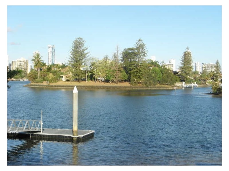 Isle Of Capri QLD 4217