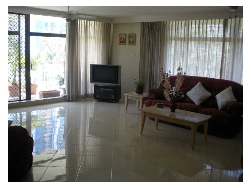 2B/33 Thornton Street, Surfers Paradise QLD 4217