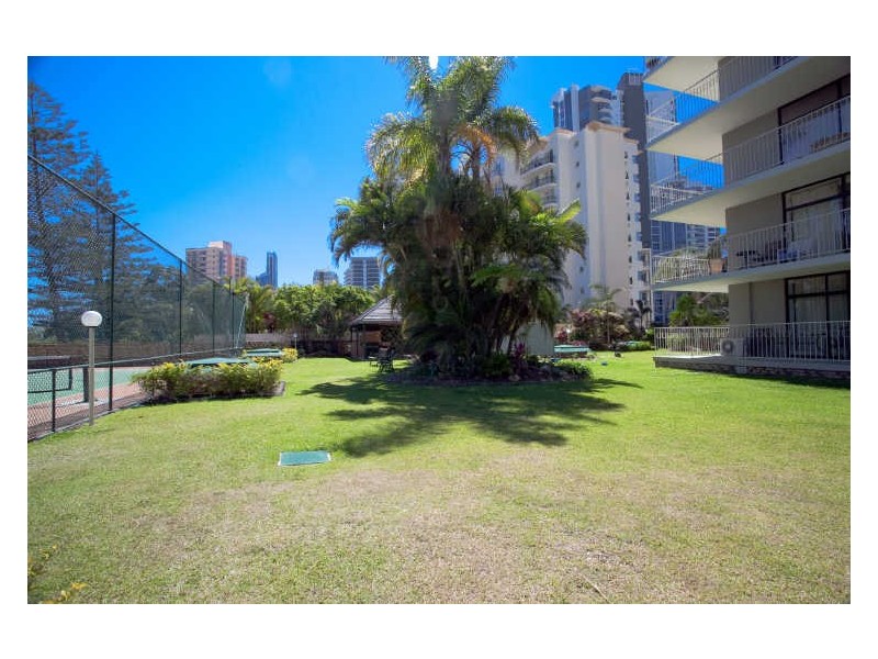 2B/33 Thornton Street, Surfers Paradise QLD 4217