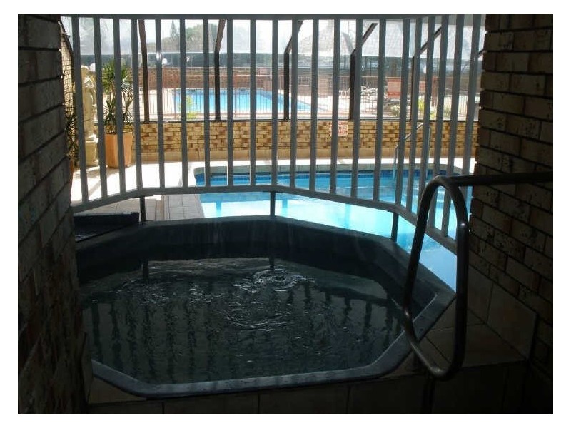 2B/33 Thornton Street, Surfers Paradise QLD 4217