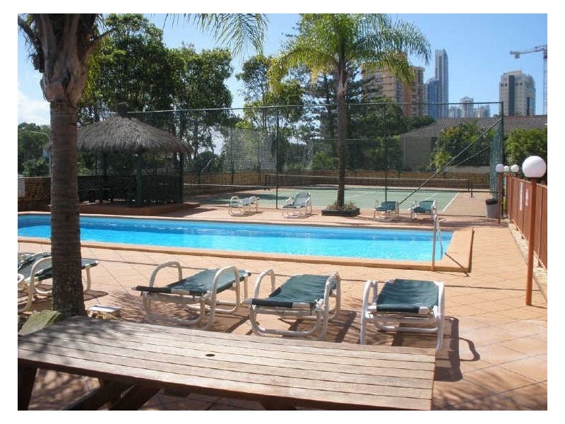 2B/33 Thornton Street, Surfers Paradise QLD 4217