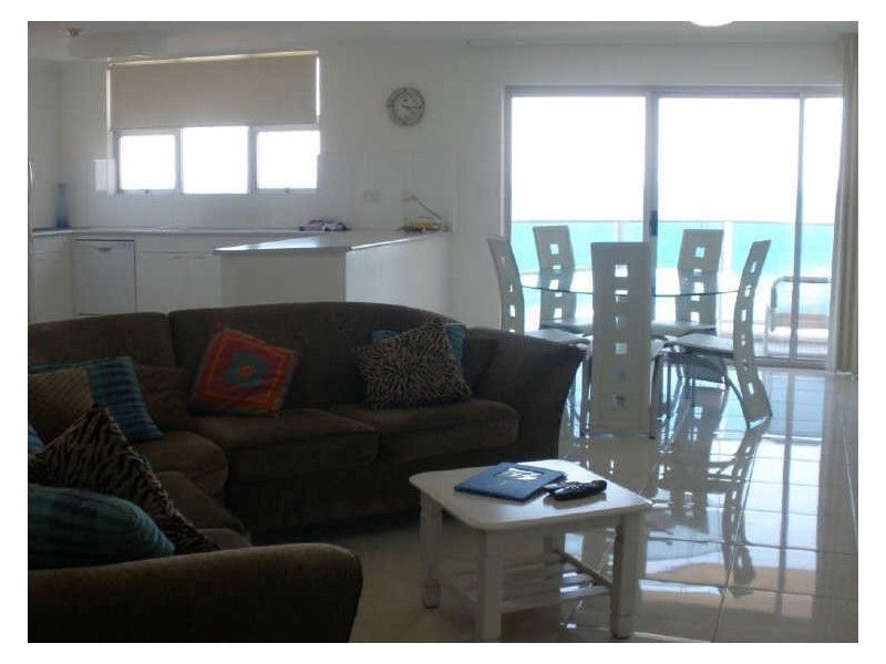 49/26 The Esplanade, Surfers Paradise QLD 4217