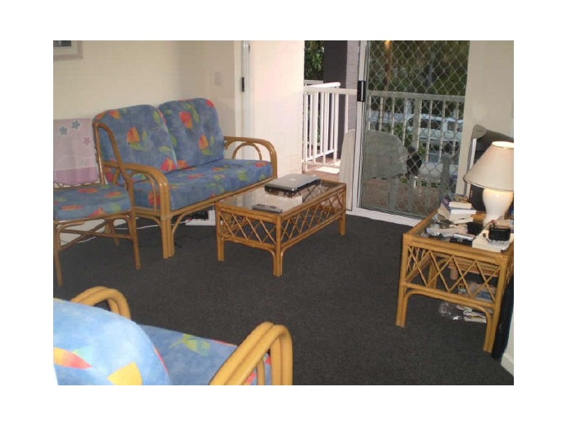 9/33 Cypress Street, Surfers Paradise QLD 4217