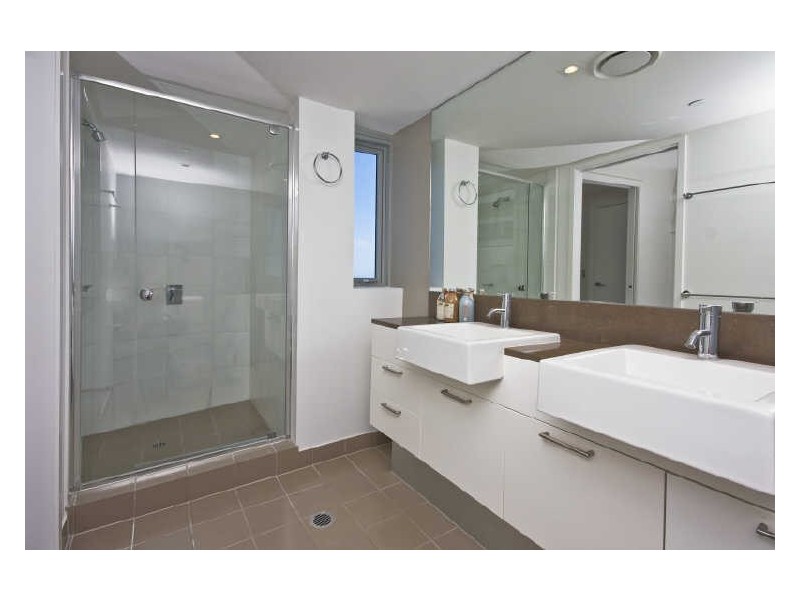 27M/18 Enderley Avenue, Surfers Paradise QLD 4217