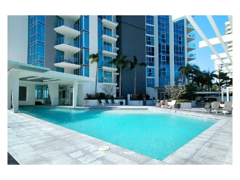 27M/18 Enderley Avenue, Surfers Paradise QLD 4217
