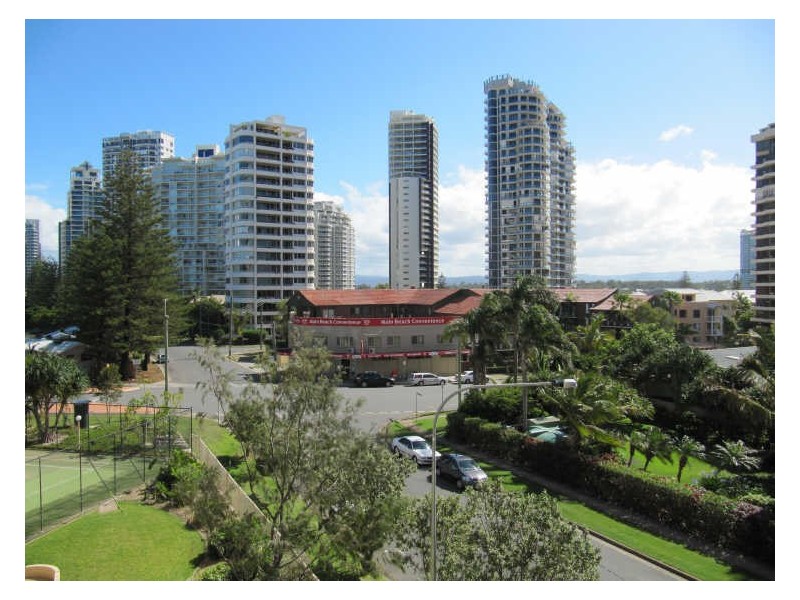 15/3645 Main Beach Parade, Main Beach QLD 4217