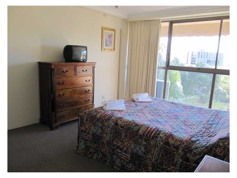 15/3645 Main Beach Parade, Main Beach QLD 4217