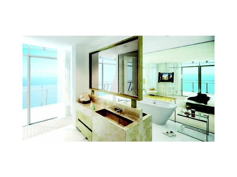 4-14 The Esplanade, Surfers Paradise QLD 4217