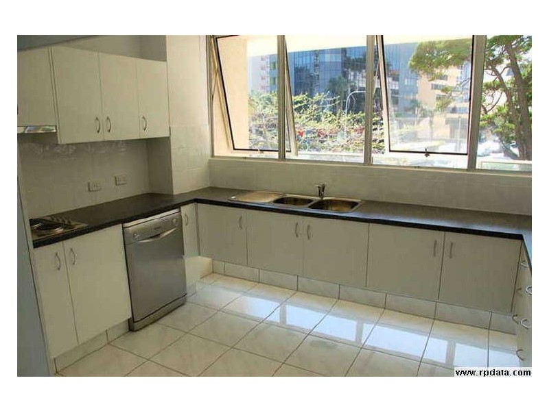 6/40 Ferny Avenue, Surfers Paradise QLD 4217