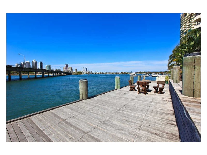 610/2 Barney, Southport QLD 4215
