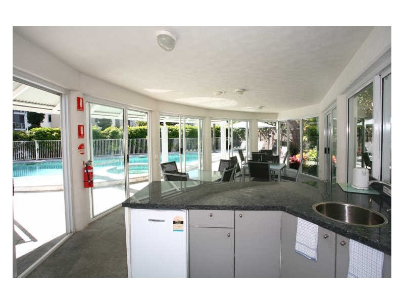 14/19 Riverview Parade, Surfers Paradise QLD 4217