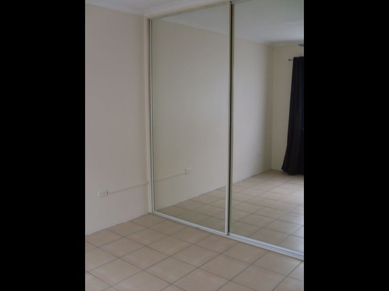 14 Vista Street, Surfers Paradise QLD 4217