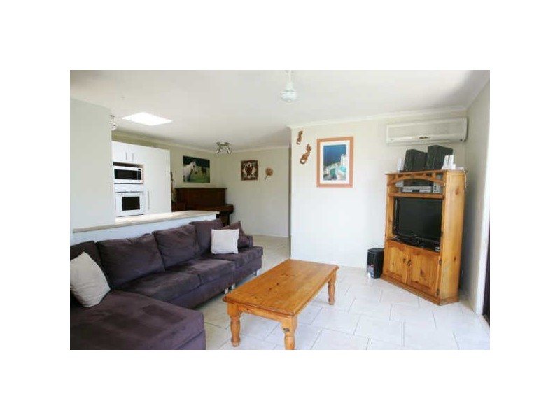 1/43 Morinda Way, Labrador QLD 4215