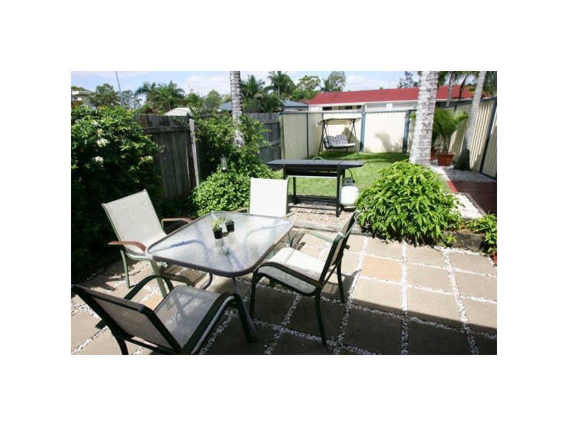 1/43 Morinda Way, Labrador QLD 4215