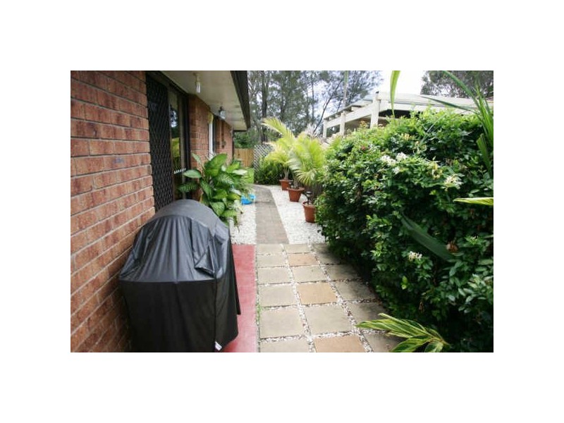 1/43 Morinda Way, Labrador QLD 4215