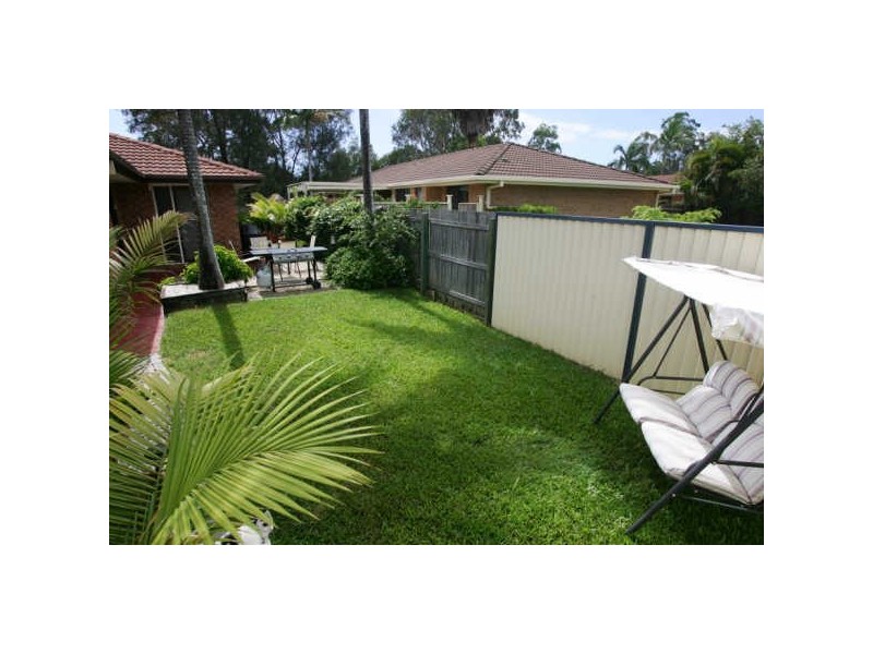 1/43 Morinda Way, Labrador QLD 4215