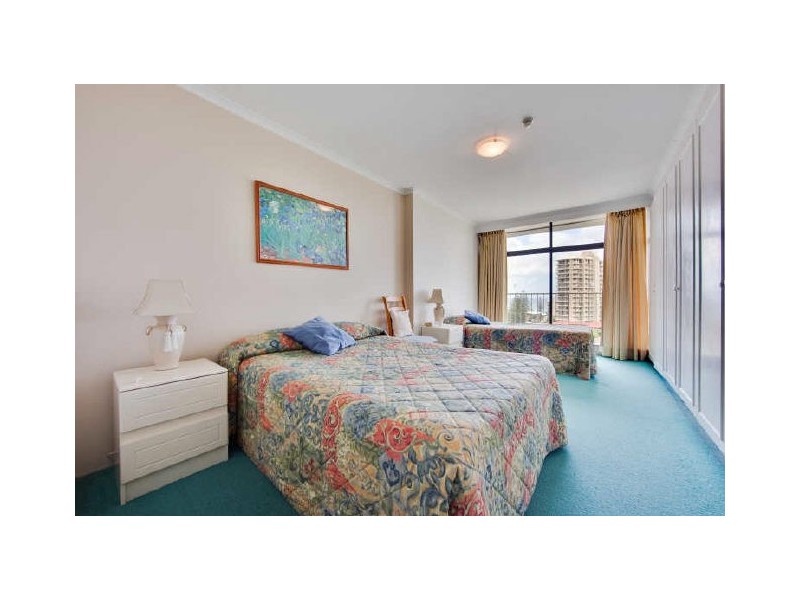 7B/33 Thornton Street, Surfers Paradise QLD 4217