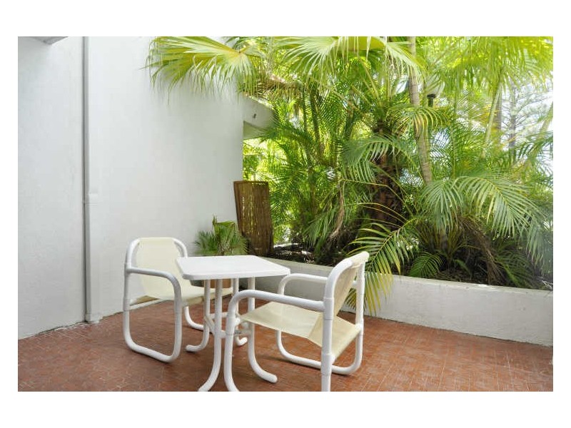 7/24 Hamilton Avenue, Surfers Paradise QLD 4217