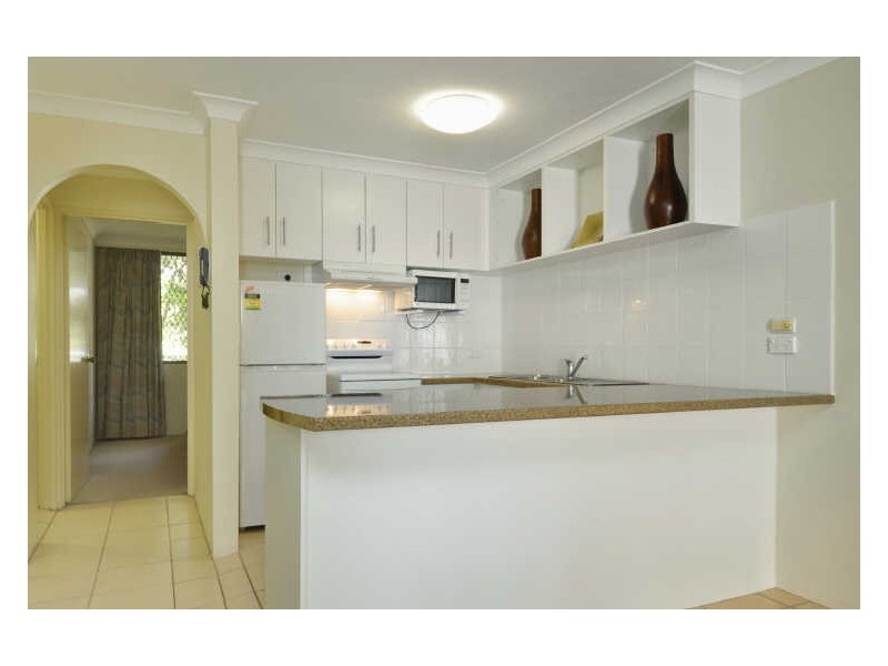 7/24 Hamilton Avenue, Surfers Paradise QLD 4217