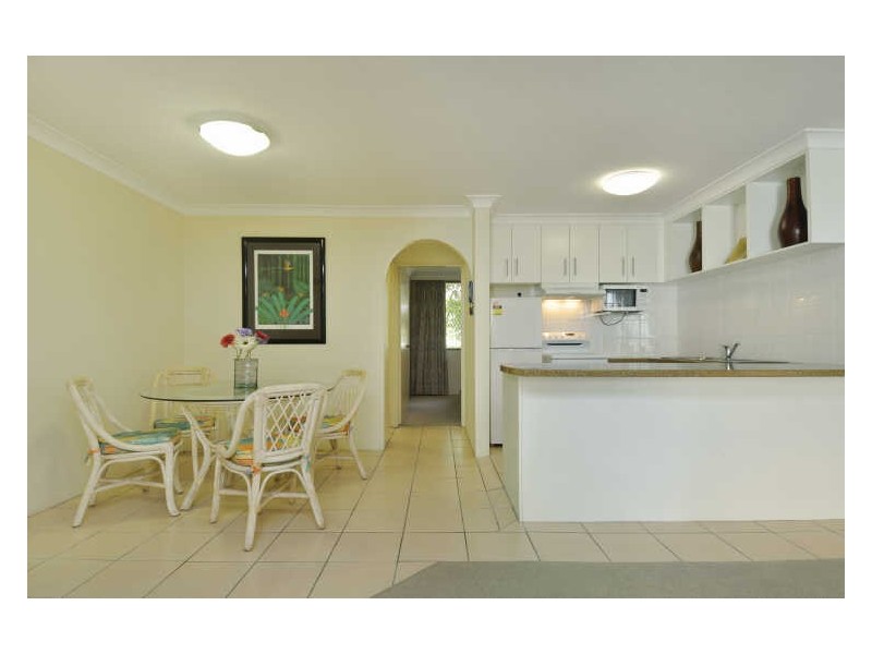 7/24 Hamilton Avenue, Surfers Paradise QLD 4217