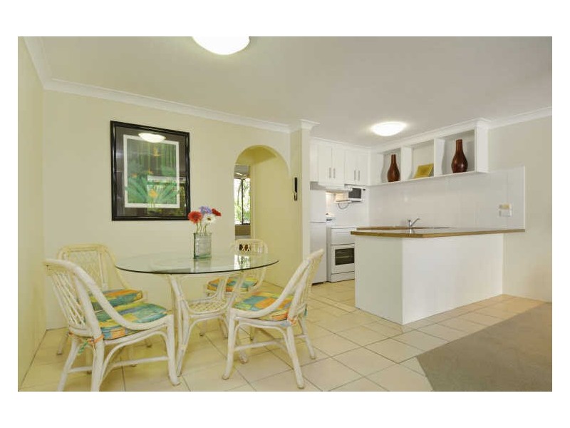 7/24 Hamilton Avenue, Surfers Paradise QLD 4217