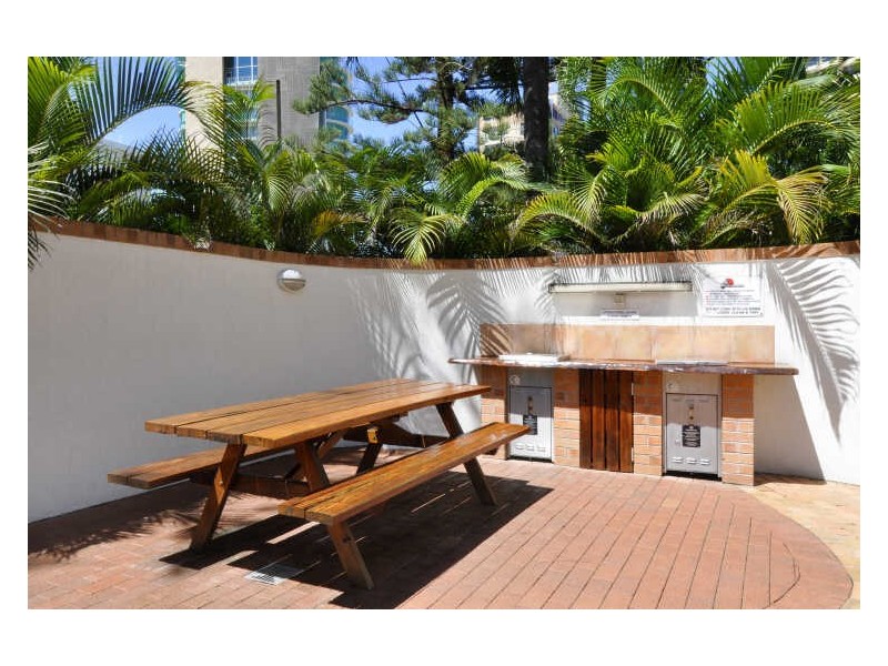 7/24 Hamilton Avenue, Surfers Paradise QLD 4217