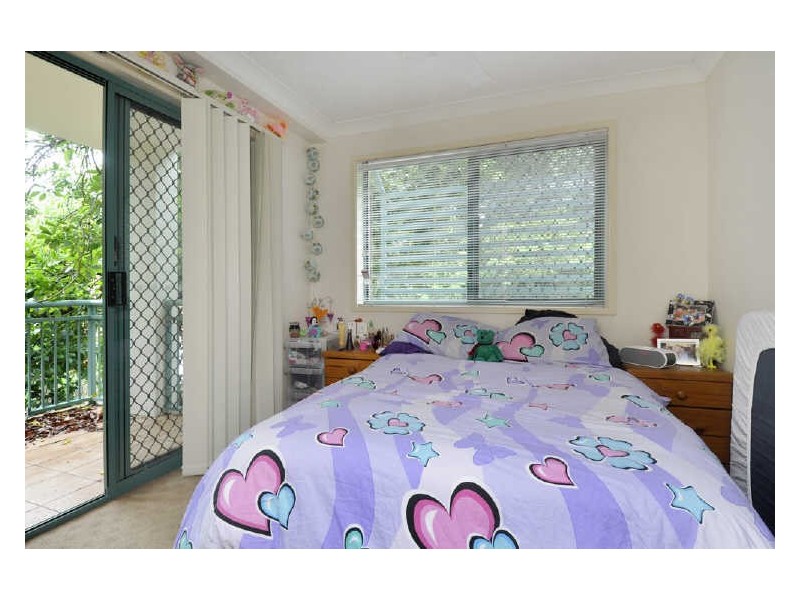 8/9 Stanhill Drive, Chevron Island QLD 4217