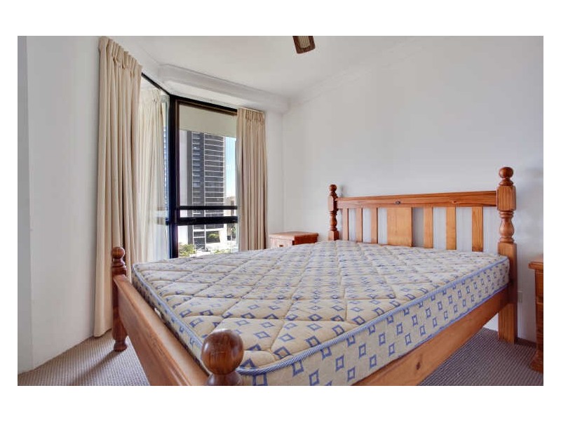 805/70 Rememberance Drive, Surfers Paradise QLD 4217