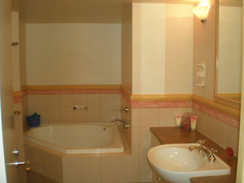 2206/5-19 Palm Avenue, Surfers Paradise QLD 4217