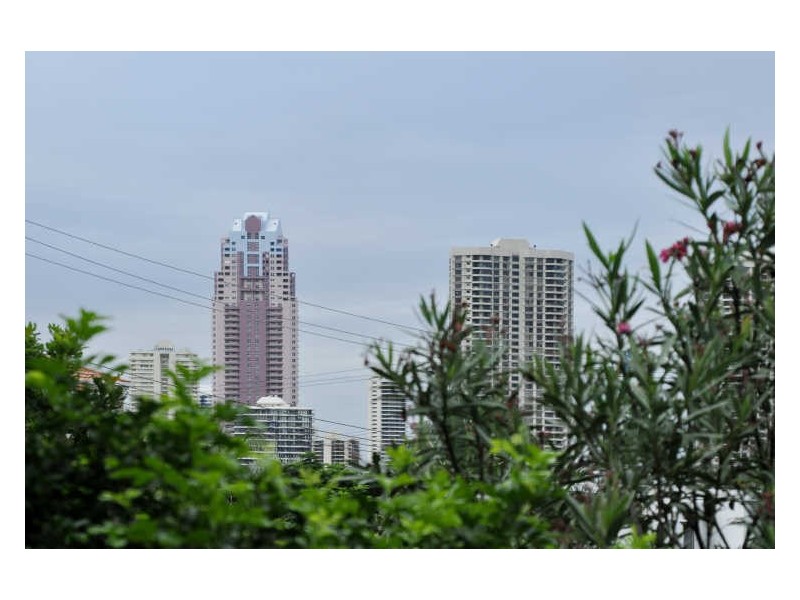 18/7 Illawong Street, Chevron Island QLD 4217