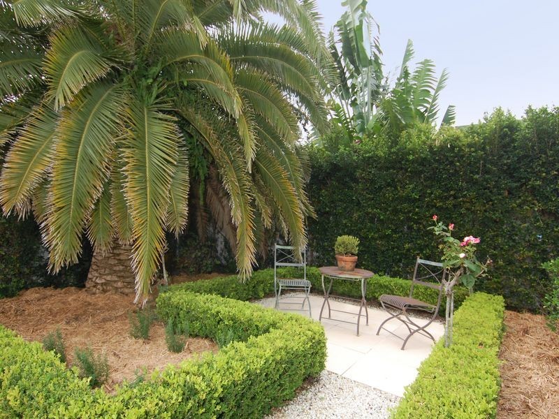 219 Stanhill Drive, Chevron Island QLD 4217