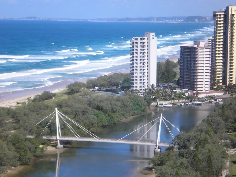 Main Beach QLD 4217