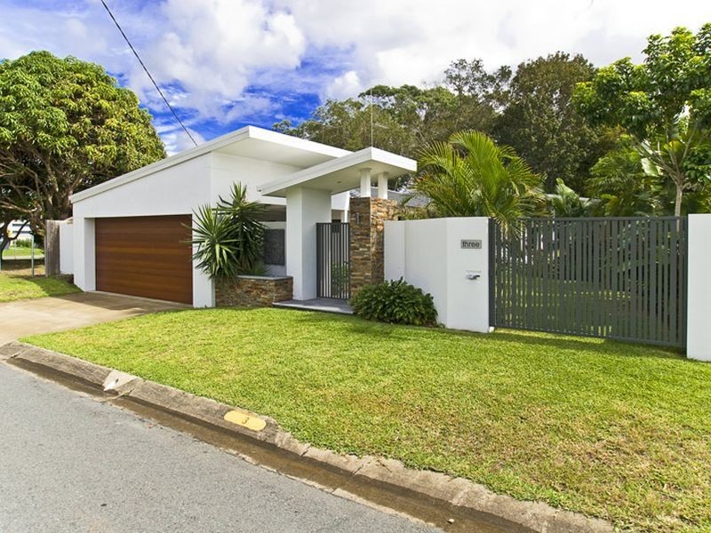 Broadbeach Waters QLD 4218