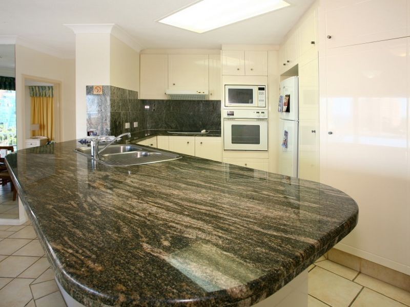 19 Riverview Pararde, Surfers Paradise QLD 4217