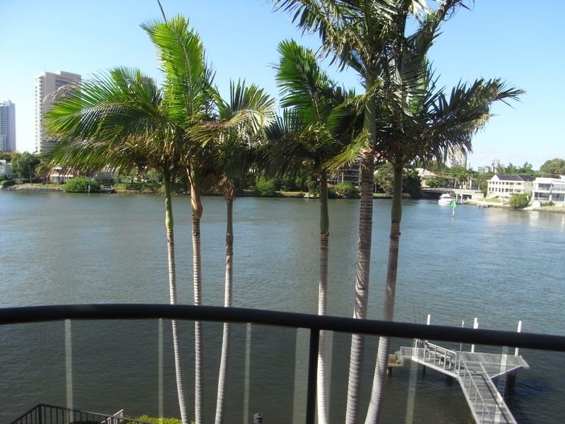 Isle Of Capri QLD 4217