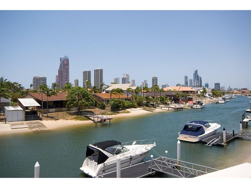 Paradise Waters QLD 4217
