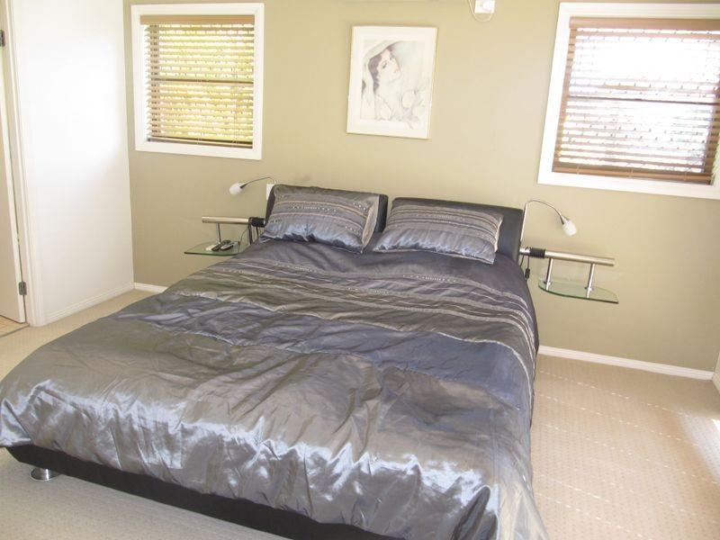 28 Peach Drive, Robina QLD 4226