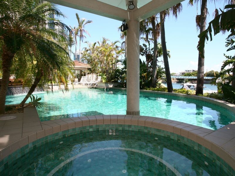 Surfers Paradise QLD 4217