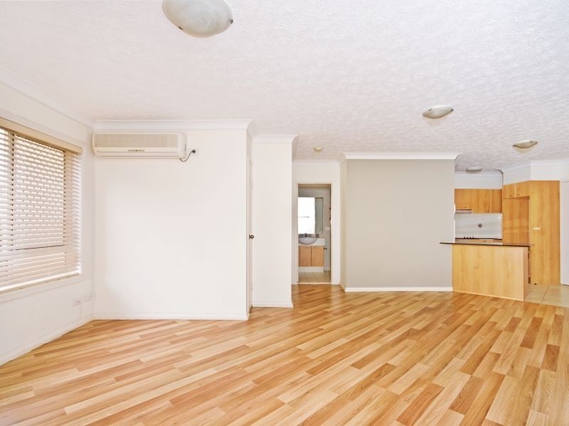 3/3 Sunset Boulevard, Surfers Paradise QLD 4217