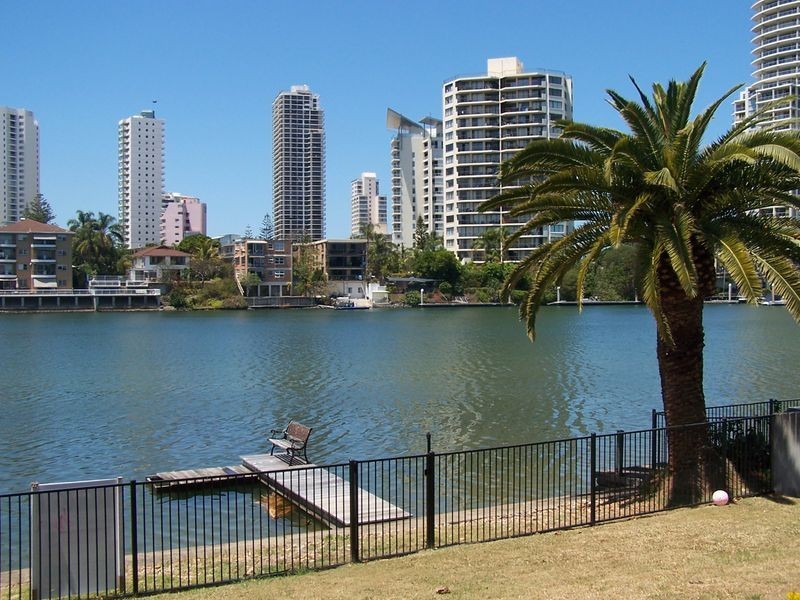 Isle Of Capri QLD 4217