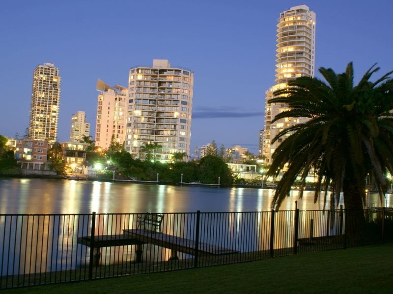 Isle Of Capri QLD 4217