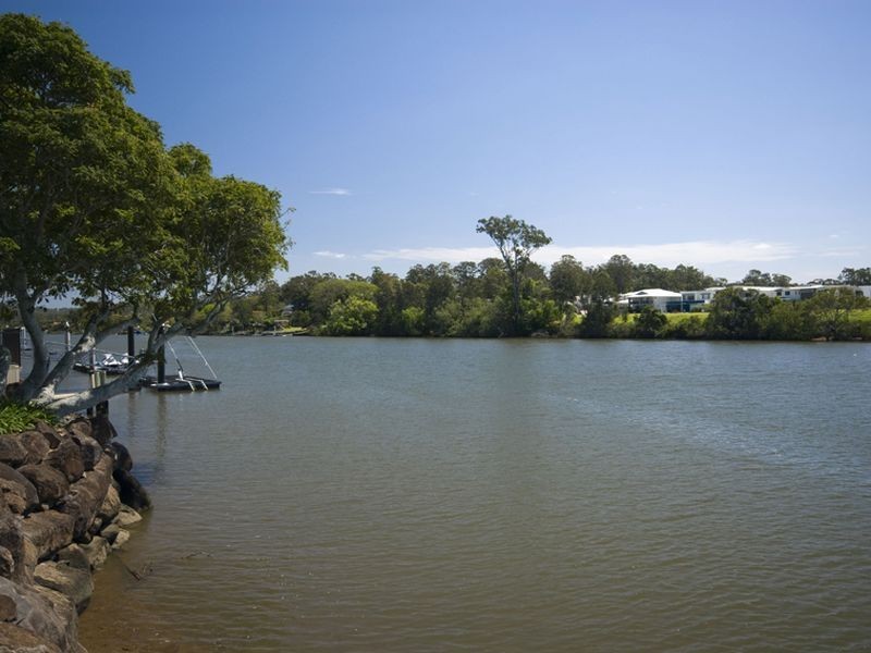 Carrara QLD 4211