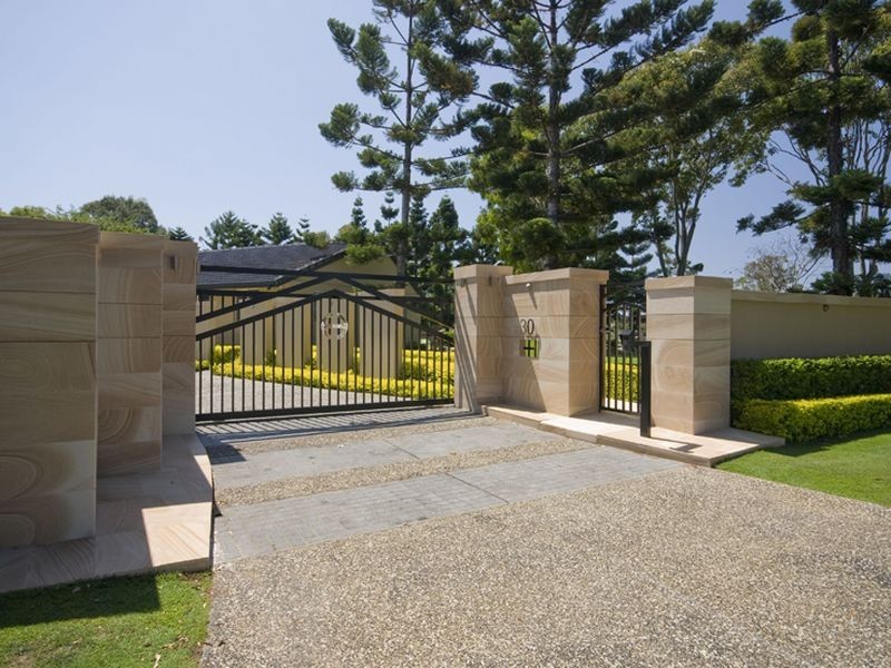 Carrara QLD 4211