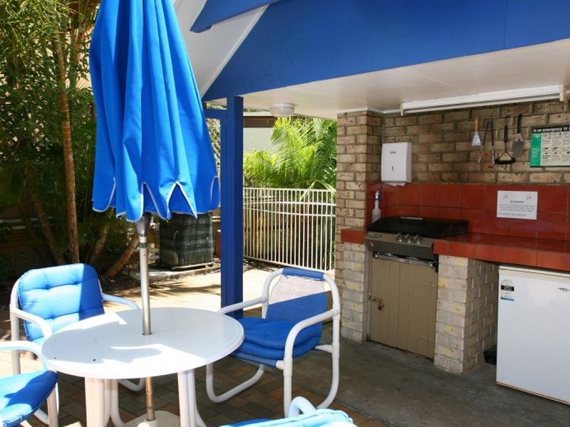 43 Cypress Avenue, Surfers Paradise QLD 4217