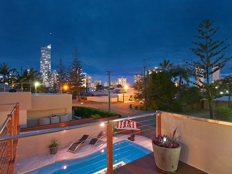 Isle Of Capri QLD 4217