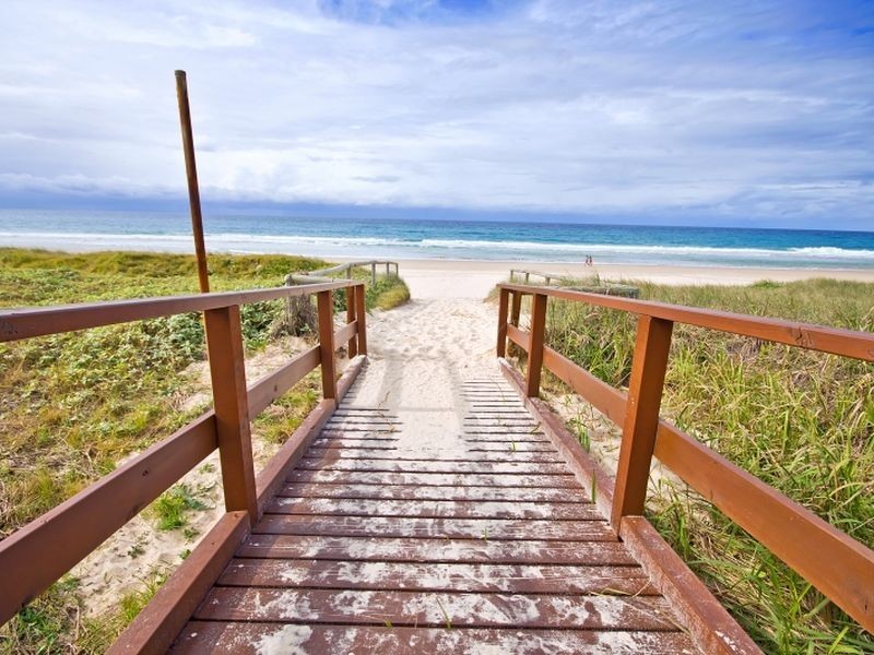 103/252 Hedges Avenue, Mermaid Beach QLD 4218