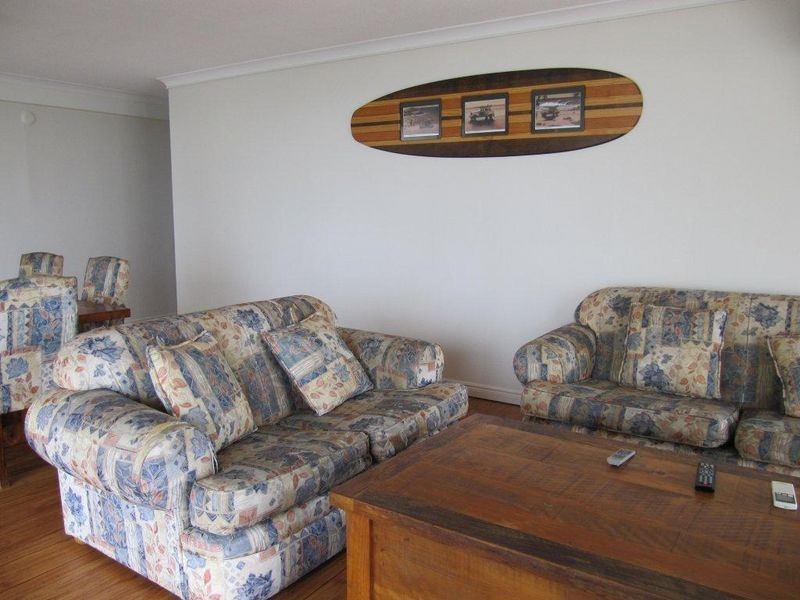 6 View Avenue, Surfers Paradise QLD 4217