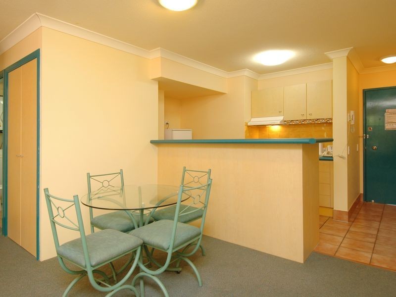 Broadbeach QLD 4218