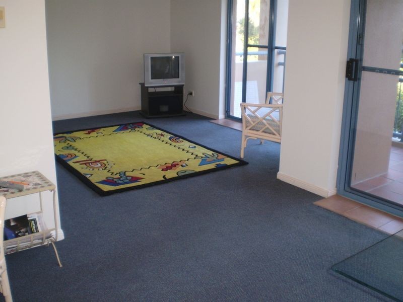 16/4 Monte Carlo Avenue, Surfers Paradise QLD 4217